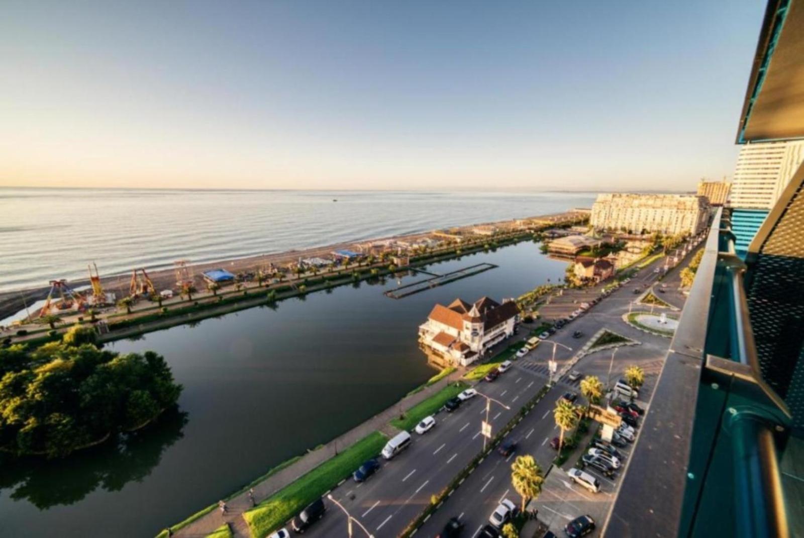 Orbi City Panoramic View Батумі Екстер'єр фото